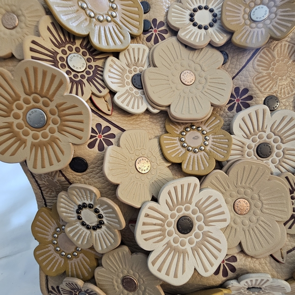 Coach 1941 Tea Rose Rogue 31 Satchel Purse Bag With Dust Bag - Picture 5 of 17